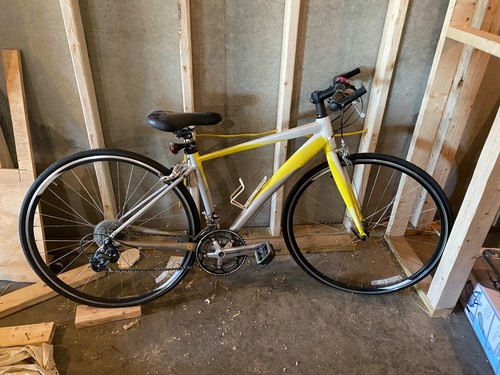 Giant road bike - road,