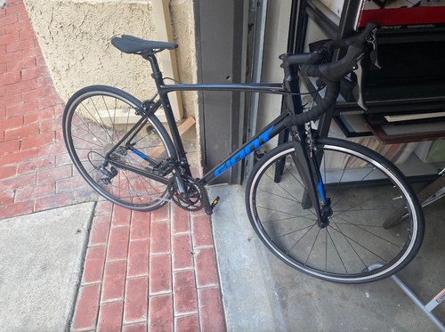 Giant contend 2021 black - 2021, w/