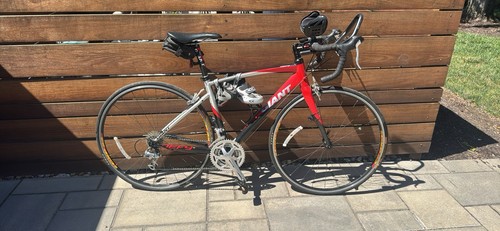 Giant compact road bike - compact,